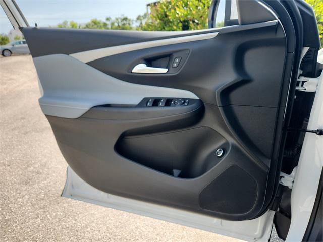 new 2025 Buick Envista car, priced at $25,648