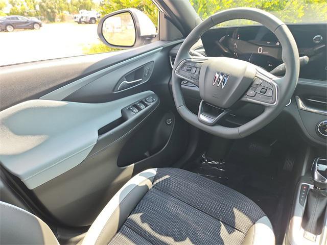 new 2025 Buick Envista car, priced at $25,648