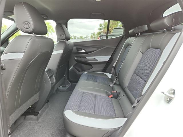 new 2025 Buick Envista car, priced at $24,736
