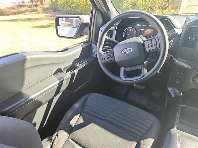 used 2021 Ford F-150 car, priced at $32,000