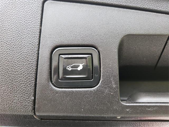 used 2021 Cadillac XT4 car, priced at $27,000