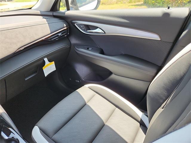 new 2025 Buick Envision car, priced at $39,917