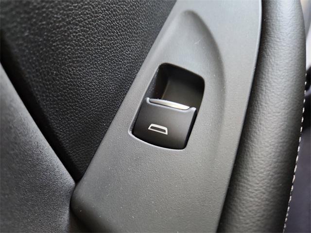 new 2025 Buick Envision car, priced at $39,917