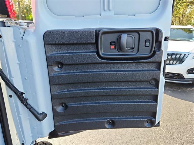 new 2025 GMC Savana 2500 car, priced at $46,025