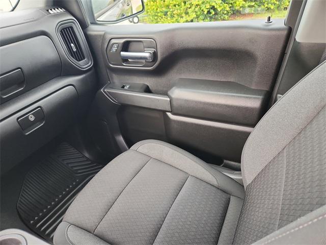 used 2025 GMC Sierra 1500 car, priced at $39,500