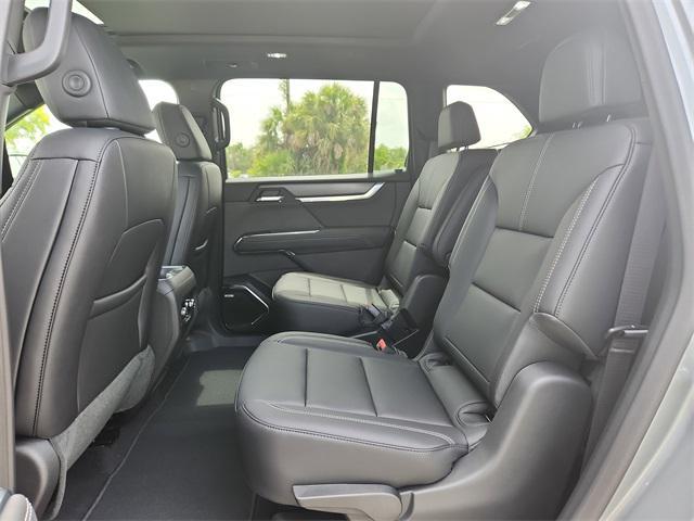 new 2025 GMC Acadia car, priced at $50,231