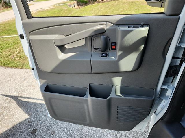 new 2025 GMC Savana 2500 car, priced at $46,025