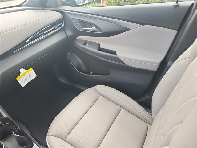 new 2025 Buick Envista car, priced at $30,690