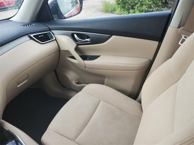 used 2015 Nissan Rogue car, priced at $13,000