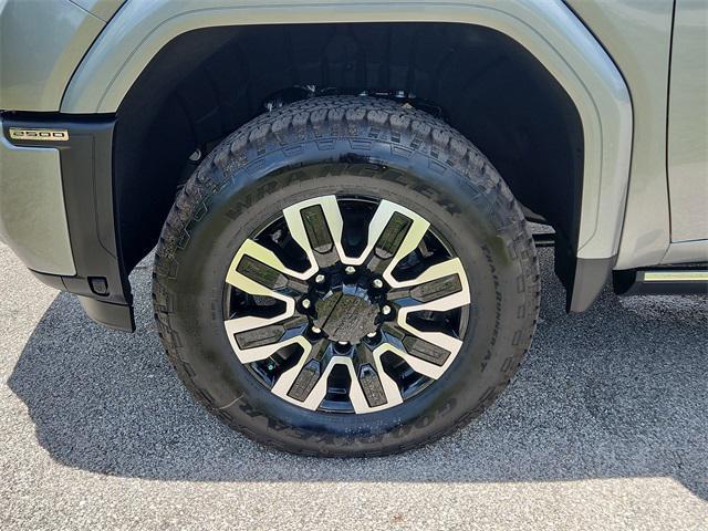 new 2025 GMC Sierra 2500 car, priced at $96,995