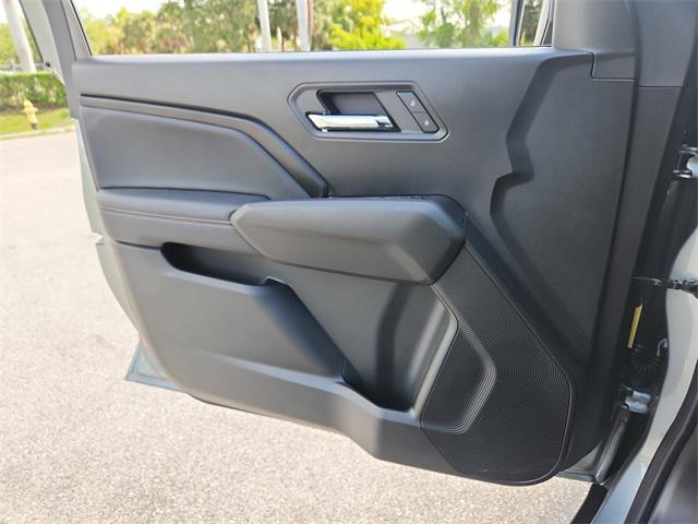 new 2025 GMC Canyon car, priced at $40,085