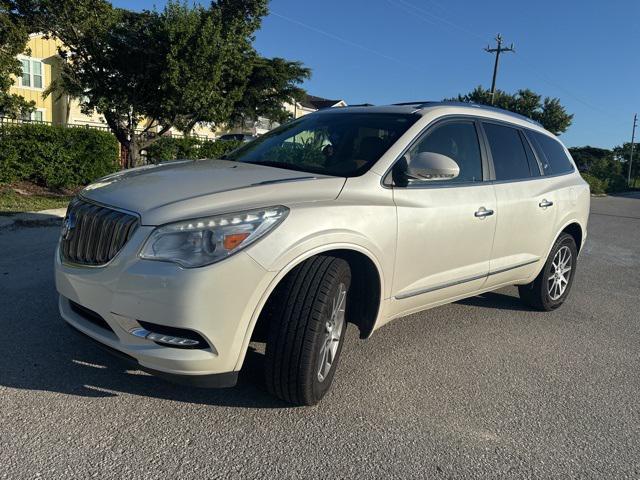 used 2014 Buick Enclave car, priced at $10,000