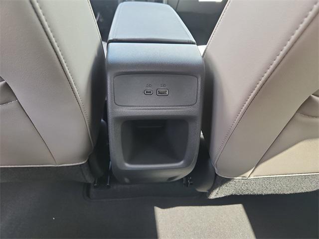 new 2025 Buick Envista car, priced at $30,690