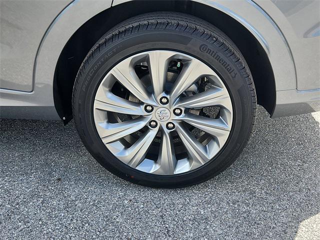 new 2025 Buick Envista car, priced at $30,690