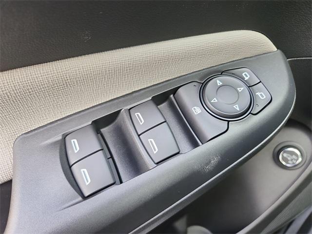 new 2025 Buick Envista car, priced at $30,690