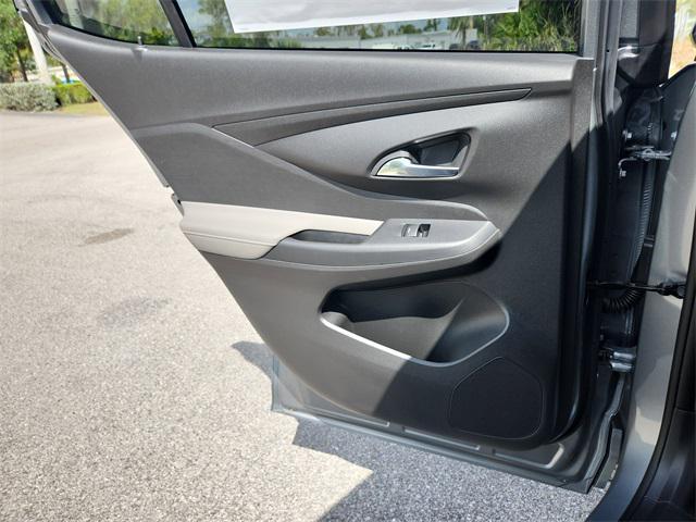 new 2025 Buick Envista car, priced at $30,690