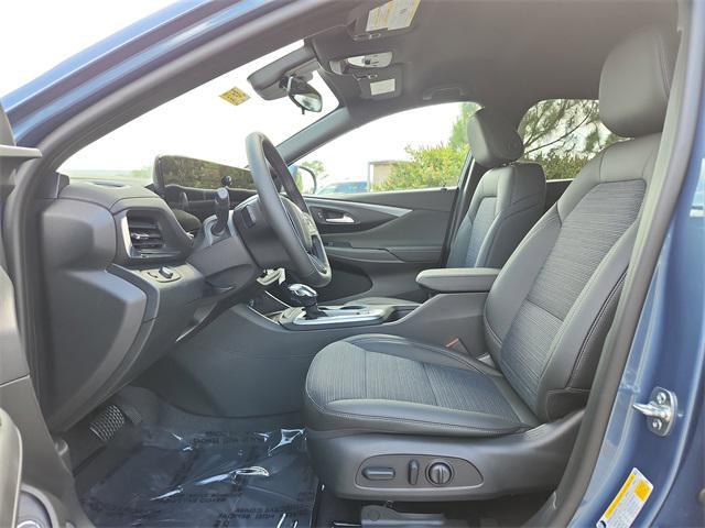 new 2025 Buick Envista car, priced at $27,180