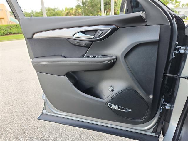 new 2025 Buick Envision car, priced at $40,350
