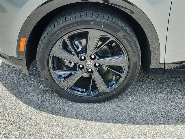 new 2025 Buick Envision car, priced at $40,350