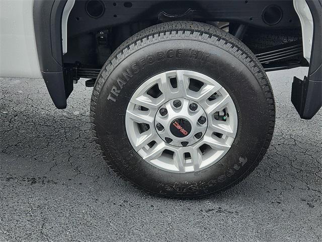 new 2025 GMC Sierra 2500 car, priced at $45,463