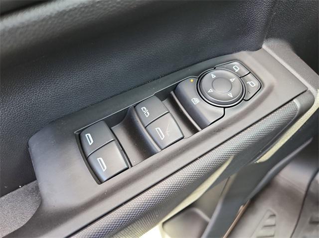 new 2025 GMC Sierra 1500 car, priced at $41,712
