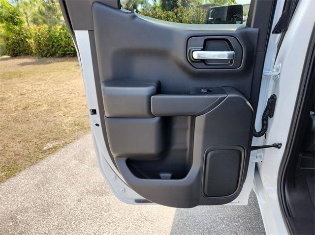 new 2025 GMC Sierra 1500 car, priced at $41,712