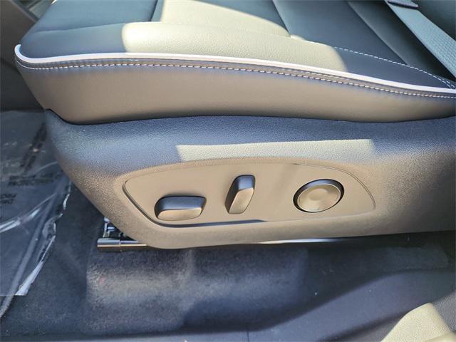 new 2025 Buick Enclave car, priced at $44,071