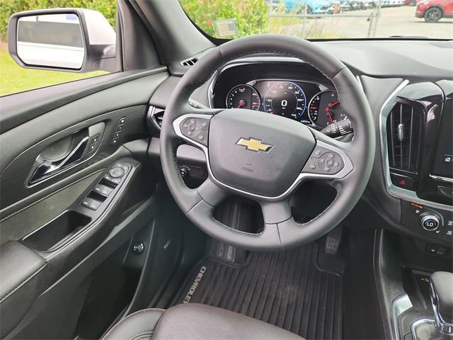 used 2023 Chevrolet Traverse car, priced at $27,000