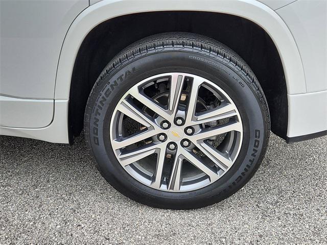 used 2023 Chevrolet Traverse car, priced at $27,000