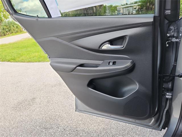 new 2026 Buick Envista car, priced at $27,057