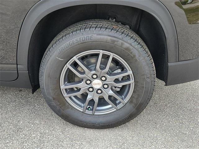 new 2025 GMC Acadia car, priced at $44,441