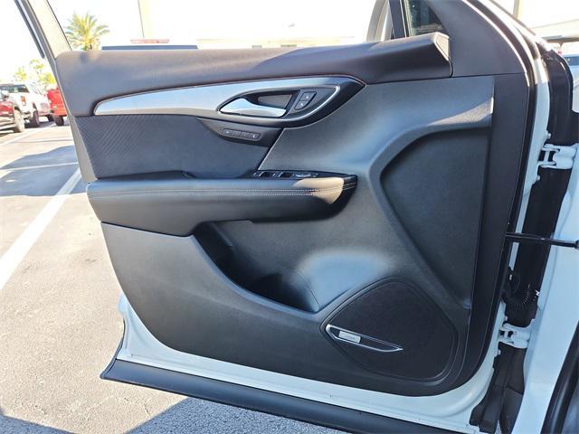 new 2025 Buick Envision car, priced at $37,432