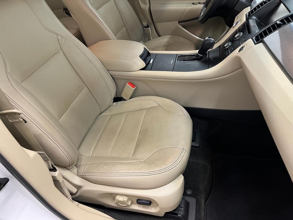 used 2015 Ford Taurus car, priced at $9,995