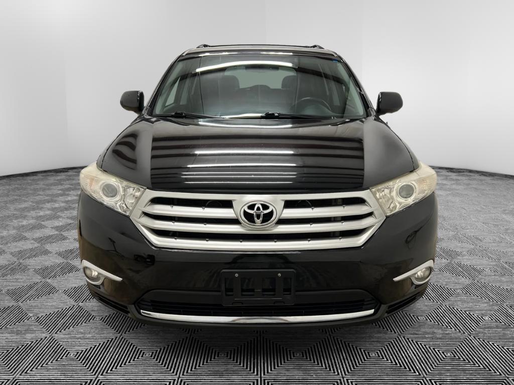 used 2013 Toyota Highlander car, priced at $11,995
