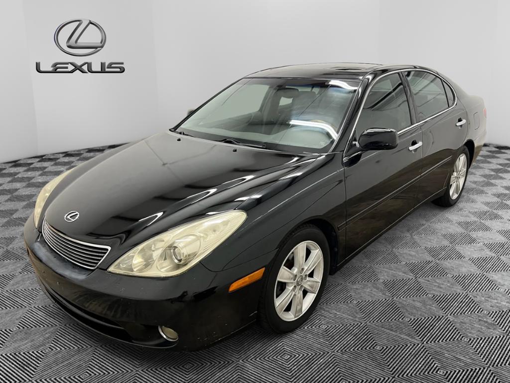 used 2005 Lexus ES 330 car, priced at $2,995