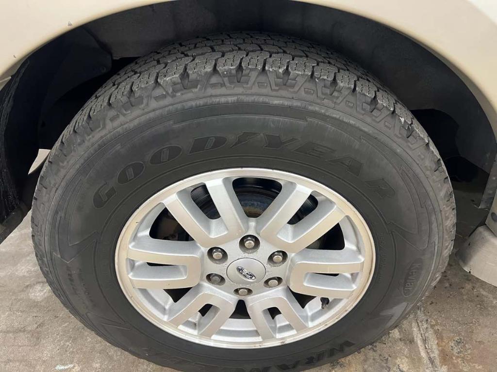 used 2010 Ford Expedition car, priced at $3,995