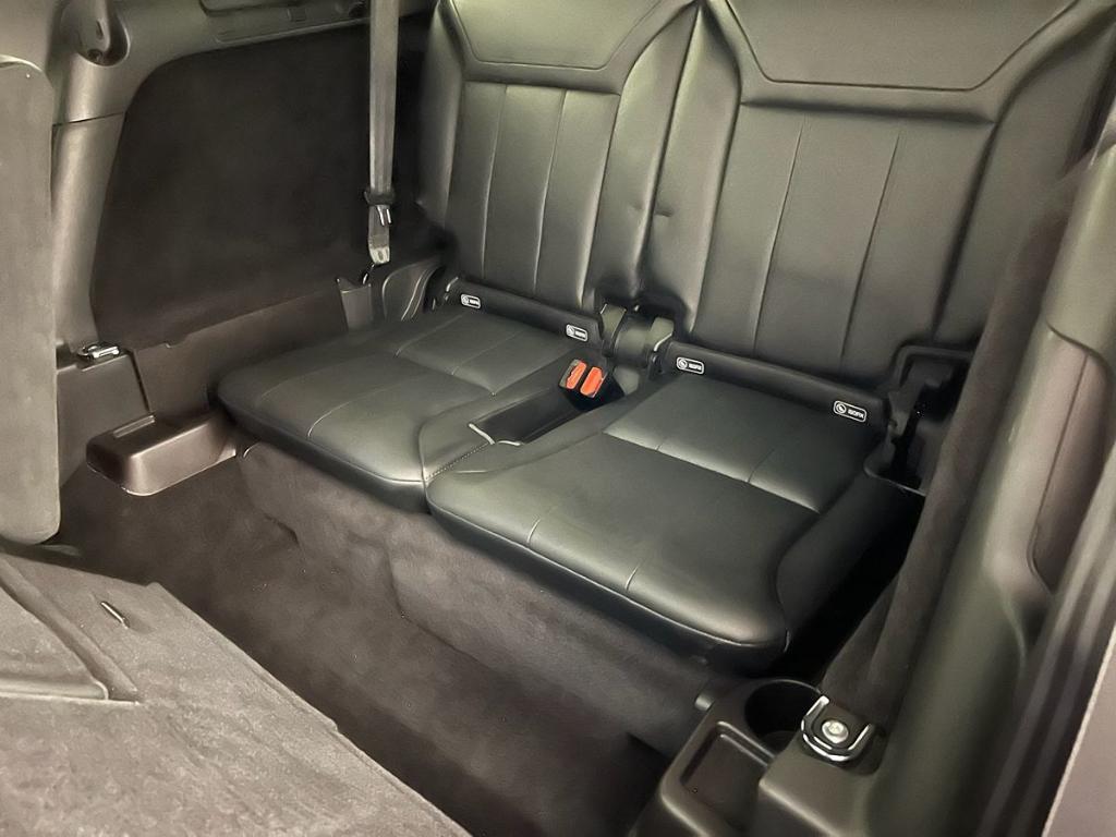 used 2019 Land Rover Discovery car, priced at $16,991