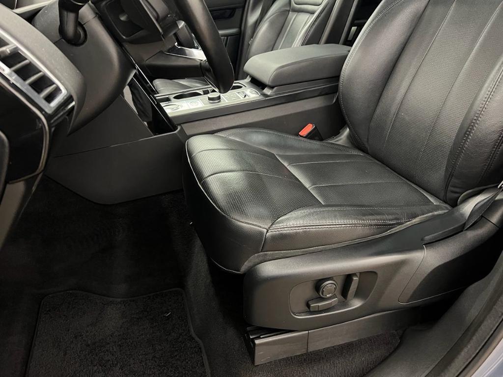 used 2019 Land Rover Discovery car, priced at $16,991