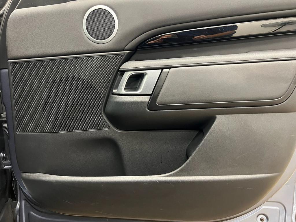 used 2019 Land Rover Discovery car, priced at $16,991