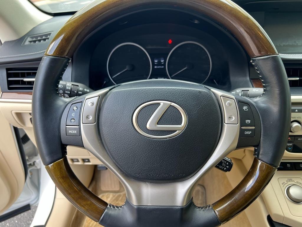 used 2015 Lexus ES 350 car, priced at $12,991