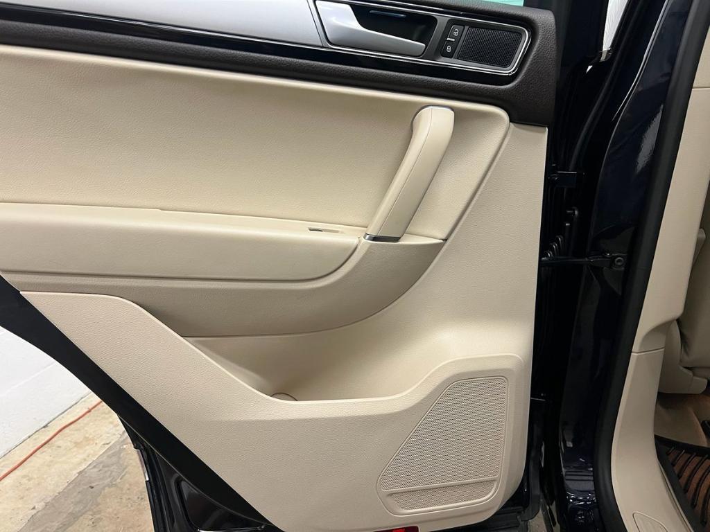 used 2015 Volkswagen Touareg car, priced at $14,991