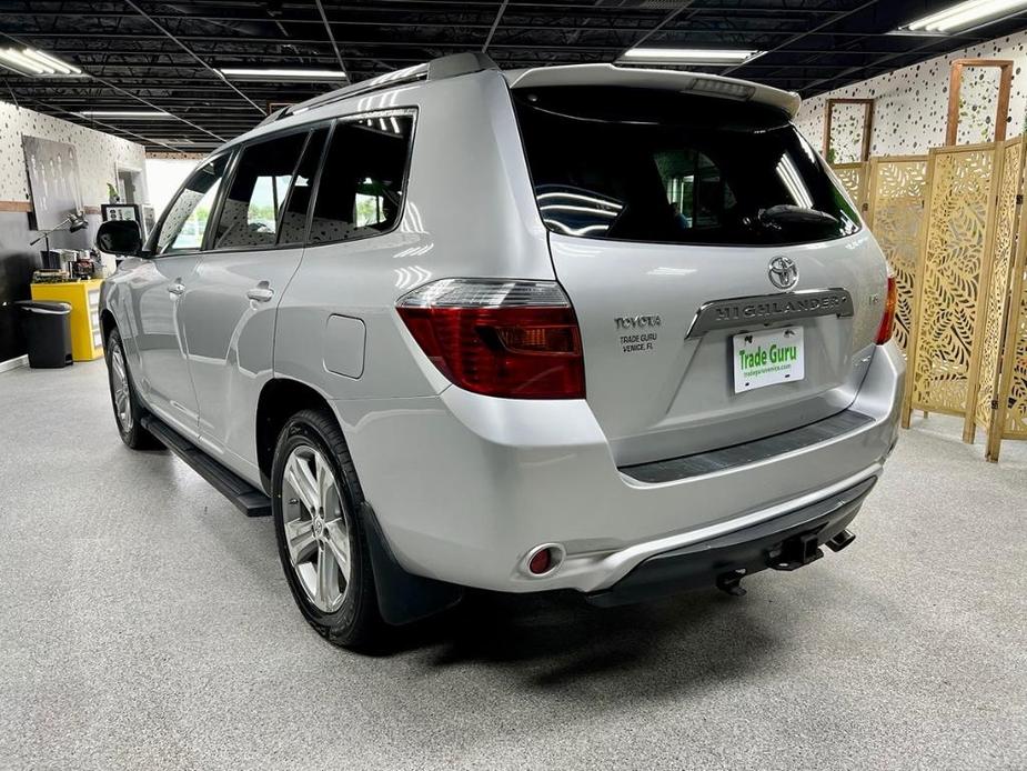 used 2008 Toyota Highlander car, priced at $11,500