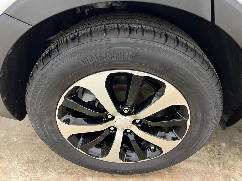 used 2016 Kia Sorento car, priced at $10,991