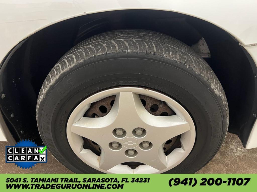used 2004 Chevrolet Cavalier car, priced at $2,400