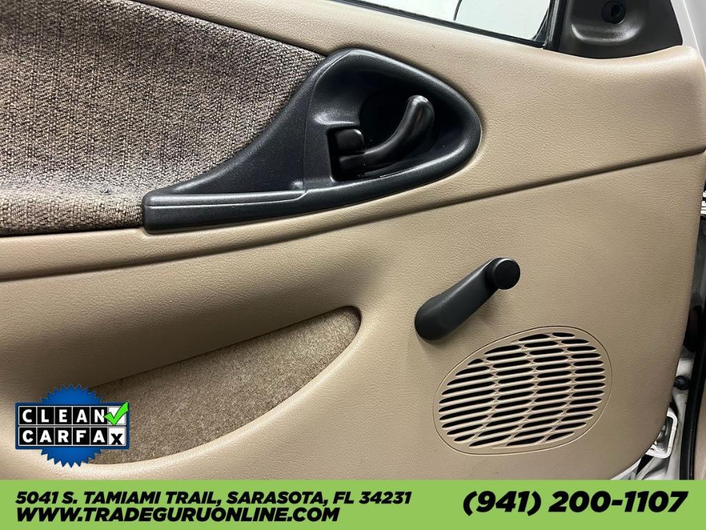 used 2004 Chevrolet Cavalier car, priced at $2,400