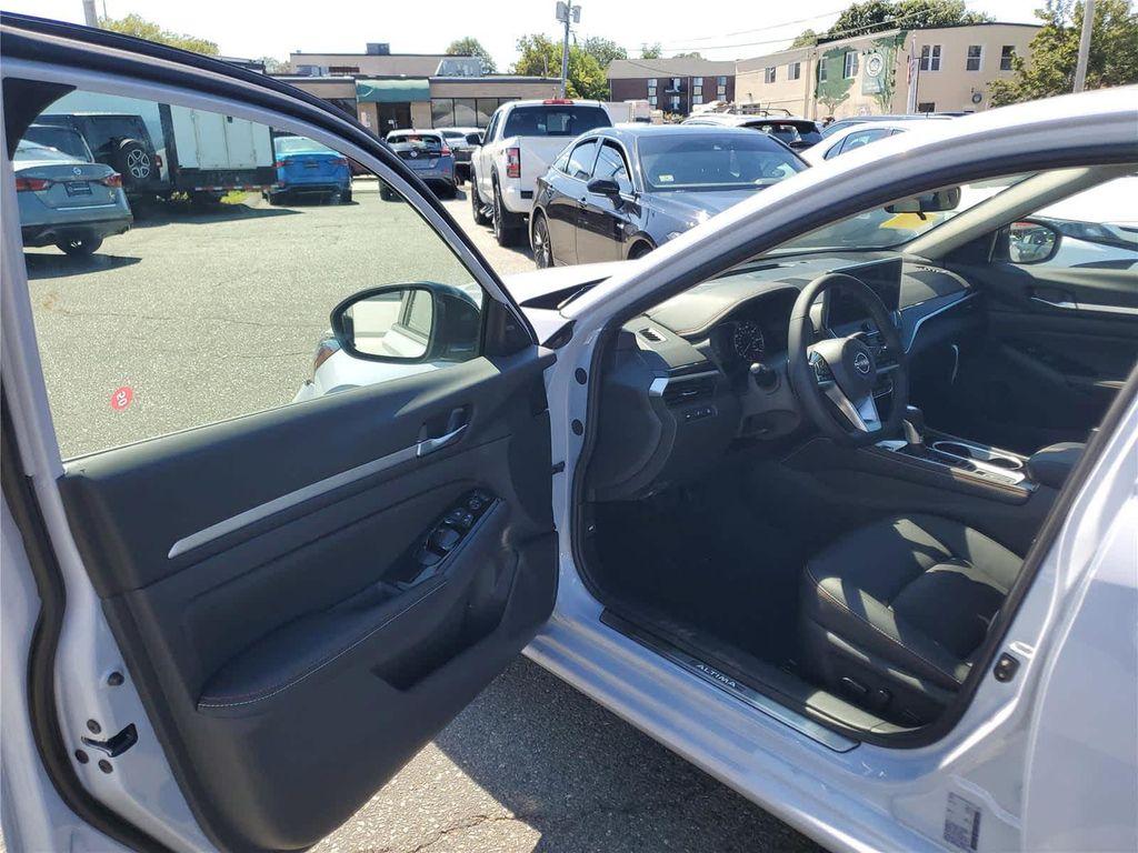 new 2025 Nissan Altima car, priced at $34,038