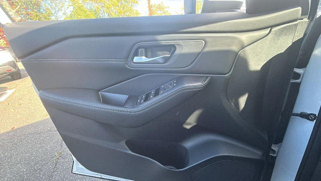 new 2026 Nissan Rogue car, priced at $33,594