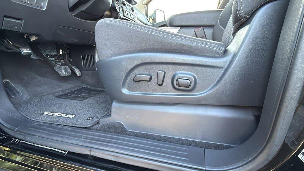 used 2024 Nissan Titan car, priced at $41,997