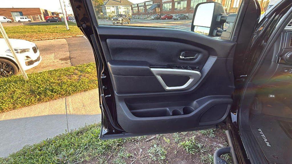 used 2024 Nissan Titan car, priced at $41,997