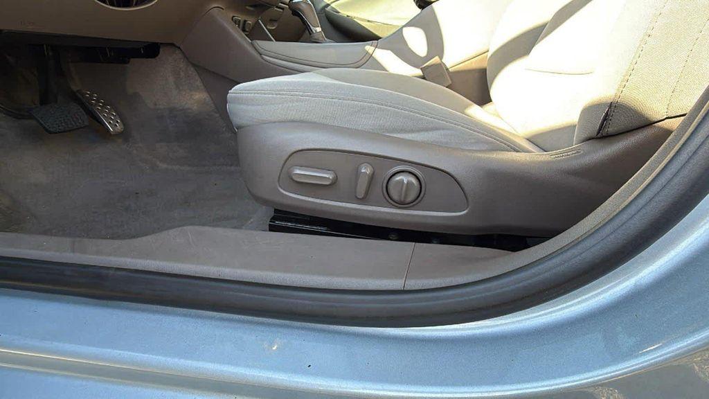 used 2017 Chevrolet Malibu car, priced at $11,677